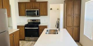 533 Sullivan St Gallery 1