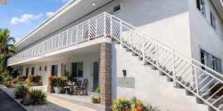 935 Bay Dr Gallery 1