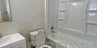 1105 52nd St Gallery 10