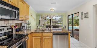 201 SE 28th Terrace Gallery 24