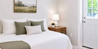Brand New Luxury 3BR Top Floor Apartment | Washer/Dryer | Easy NYC Commute | Pet Friendly Gallery 6