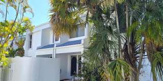 10219 SW 89th St Gallery 1