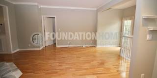 Charming Mill Valley Home with Backyard Office – Prime Boyle Park Location, Just a 5-Minute Walk to Downtown. FOUNDATION Gallery 8