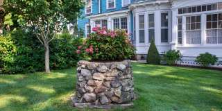 139 Main Street Gallery 33