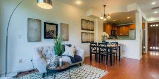 Beautifully Updated Condo in NoHO Gallery 14