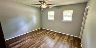 A Great Home in the Heart of Benton Gallery 8