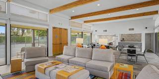 AVAILABLE NOW!! 2 Bedroom 3 Bathroom condo in Palm Springs! Gallery 25