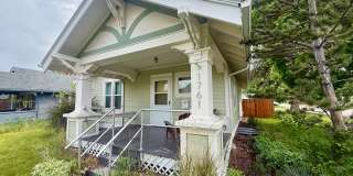 Stunning 3 Bed / 2 Bath Home on 10th Street! Stunning 3 Bed / 2 Bath Home on 10th Street! Gallery 1