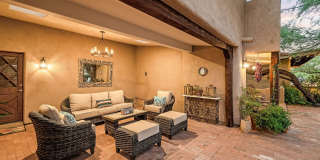 8959 E Woodland Road Gallery 27