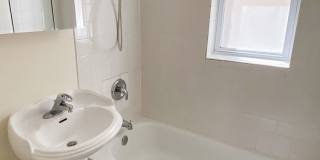 851 West Cornelia Ave. Apt. Gallery 11