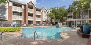 Gables CityWalk Waterford Square Gallery 11