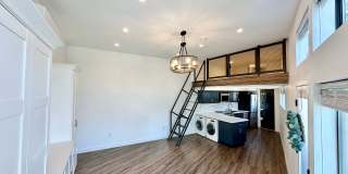 Cozy House Studio in the Heart of NOBE Gallery 1