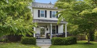 611 S KING Street Gallery 1