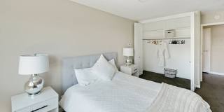 735 St. Clair Apartments Gallery 4