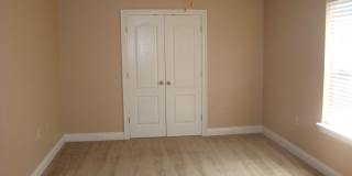 170 Zoe Gallery 9