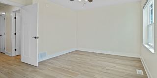 Seventh Hill Estates Gallery 11