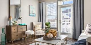 Alston Station Square Gallery 10