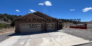 3 Bedroom Plus and Office & 3 Car Garage Gallery 3