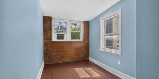 4051 LUDLOW Street Gallery 19