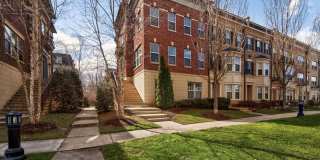 712 SENTRY SQ Gallery 1
