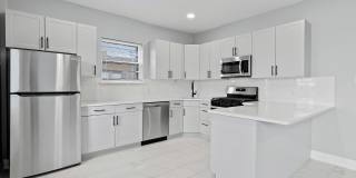 Pelham Park Gallery 12