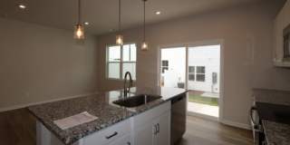 Room in 3 Bedroom Home at Endeavor Ln Gallery 22