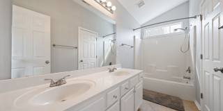 3 Bed, 2.5 Bath House in Prime Durham Location Gallery 10