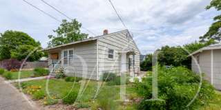 Cozy Single-Family Home in East Walla Walla Gallery 1
