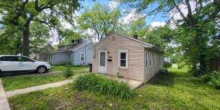 1 Bedroom home with garage! Gallery 21