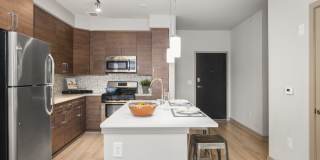 Cadence at Crown Apartments Gallery 13