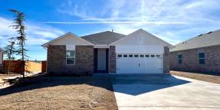 3 Bedroom 2 Bathroom 2 Car Garage Home in Oakdale School District Gallery 1