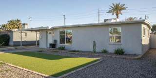 2205 W CAMBRIDGE Avenue Gallery 1