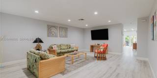 11320 NW 35th Ct Gallery 4