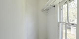 371 Cedar Street Gallery 17