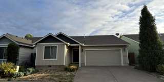 3 Bedroom 2 Bathroom Home in Keizer! Gallery 1