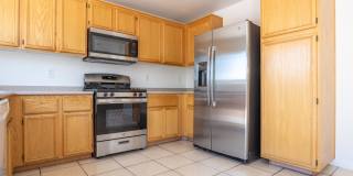 10633 Foggy Glen Avenue Gallery 21