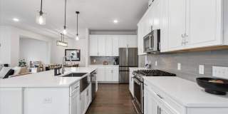 Beautiful 3-Bedroom, 3.5-Bath Home – $4,500/Month Gallery 1