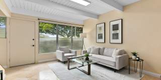 Kahala Tropic Gardens 2 bed 1.5 bath Fully Remodeled Condo Gallery 1