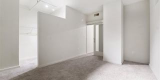 915 Olive Street Gallery 25