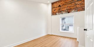 109 W THOMPSON Street Gallery 1