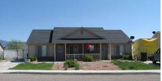 Duplex near Iron Springs Elementary Gallery 1