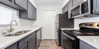 Timber Hollow Apartments Gallery 18