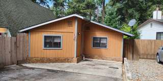 In Law Apartment in Scenic Willow Creek! Gallery 1