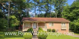 GREAT HOME / 3 BEDROOMS AND BONUS ROOM / GREAT LOCATION /  PRIVATE FENCED YARD Gallery 9