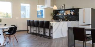 Strada 1200 Apartments Gallery 5