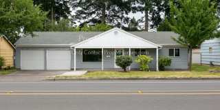 Beautiful Beaverton Ranch-Style Three Bedroom Home! Beautiful Beaverton Ranch-Style Three Bedroom Home! Gallery 1