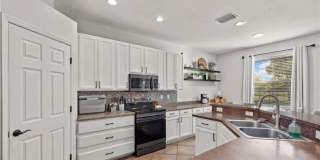 321 Shadow Lakes Drive Gallery 2