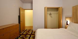 Settlement Place Gallery 279