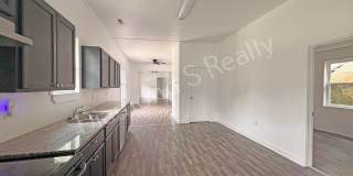 Updated 6 Bedroom Home! Gallery 10