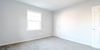 Spacious Duplex! Gallery 13